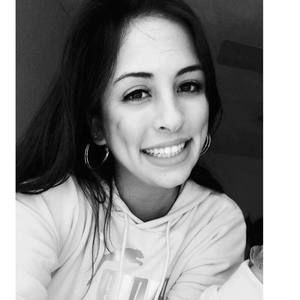 Meet your Posher, Emilia